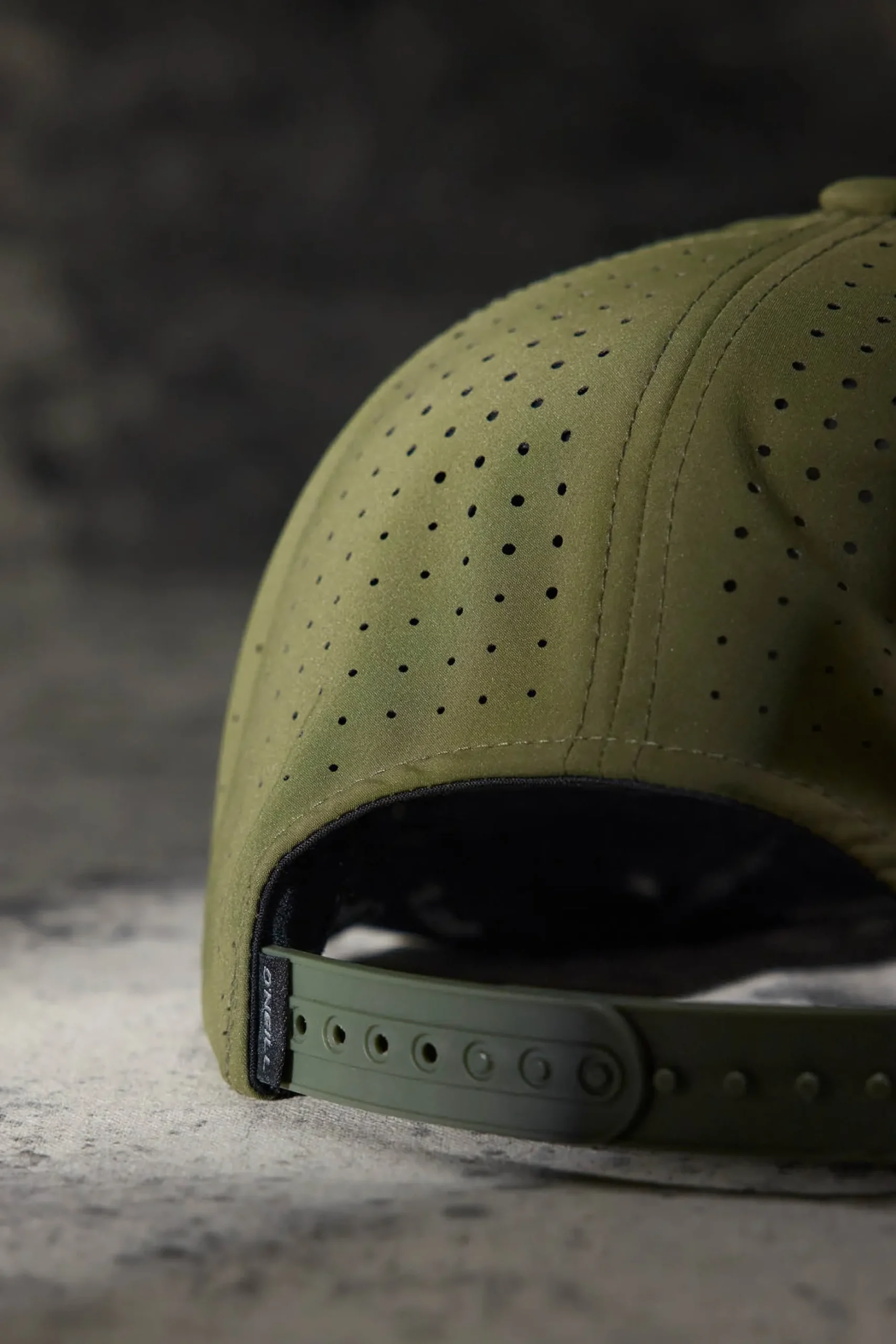 EAST CLIFF NAVIGATE HYBRID SNAPBACK HAT