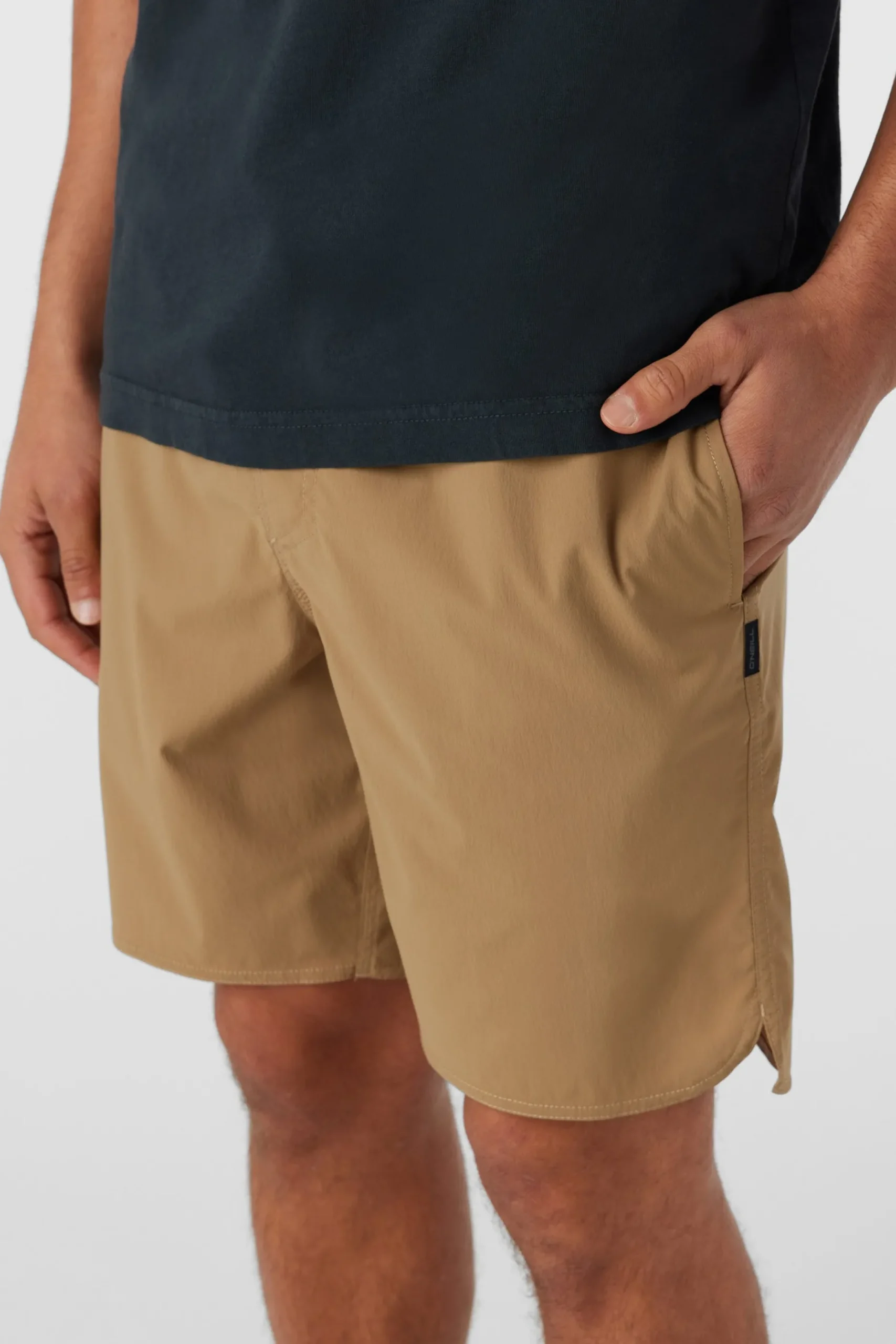 TRVLR CAMINO 18" HYBRID SHORTS